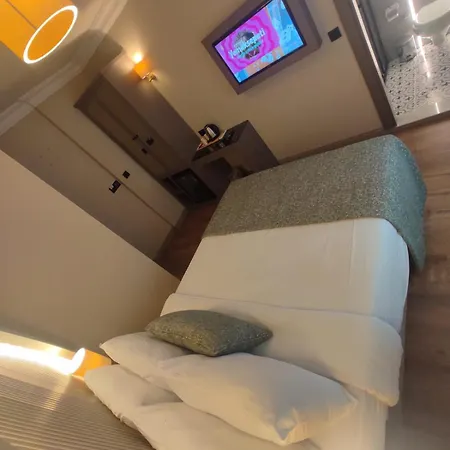 Hotel Mara Oldcity 3*